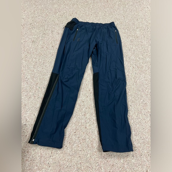 On Running Other - Mens OnCloud Track Pants